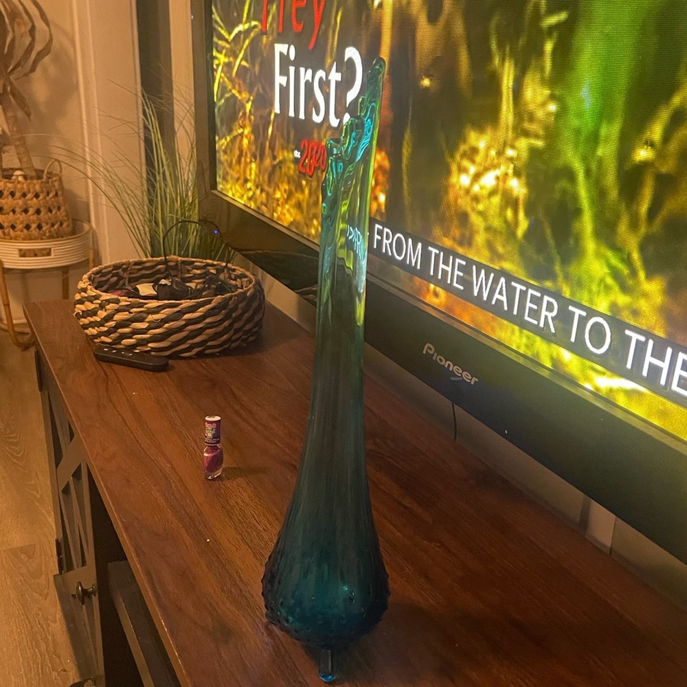 Blue vintage swing vase